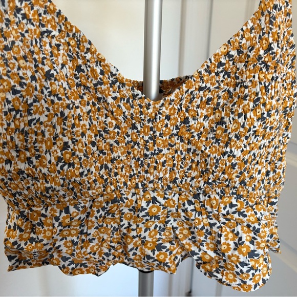 RSQ Yellow Floral Crop Top - Picture 2 of 5